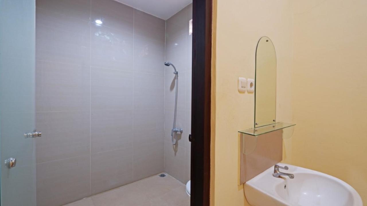 V Canggu Dormitory المظهر الخارجي الصورة